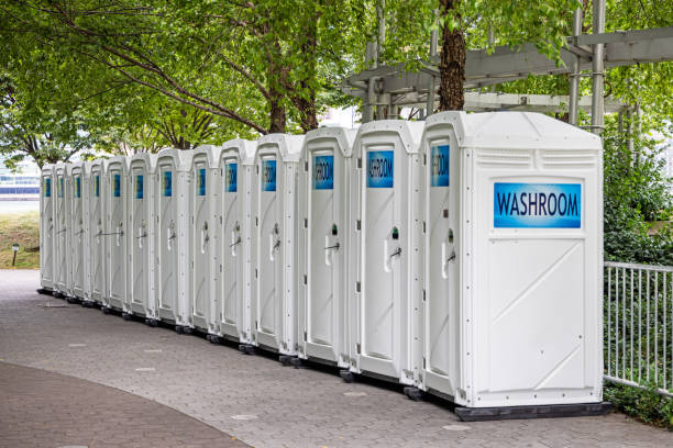Portable Toilet Options We Offer in Holt, AL